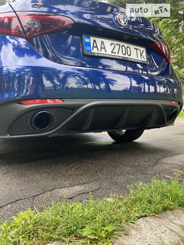 Седан Alfa Romeo Giulia 2018 в Киеве
