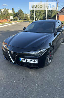 Седан Alfa Romeo Giulia 2017 в Киеве