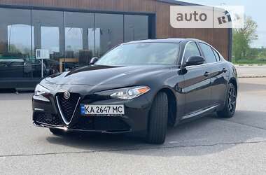 Седан Alfa Romeo Giulia 2021 в Києві