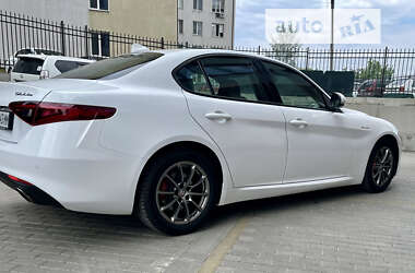 Седан Alfa Romeo Giulia 2021 в Харькове