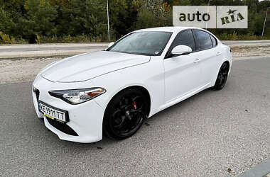 Седан Alfa Romeo Giulia 2017 в Львове