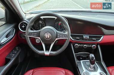 Седан Alfa Romeo Giulia 2017 в 