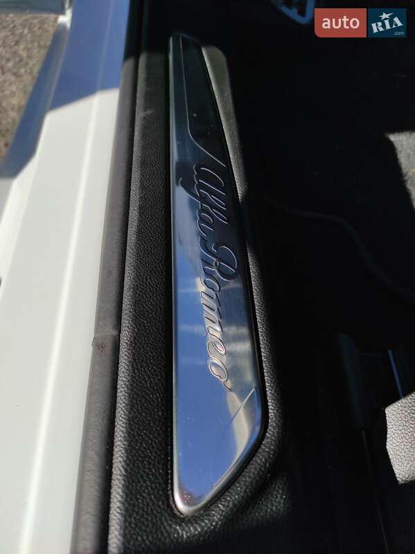 Седан Alfa Romeo Giulia 2022 в Кропивницком