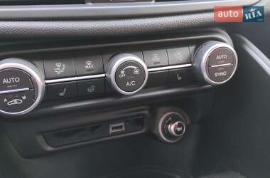 Седан Alfa Romeo Giulia 2022 в 