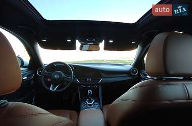 Седан Alfa Romeo Giulia 2022 в 