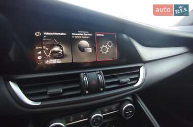 Седан Alfa Romeo Giulia 2022 в 