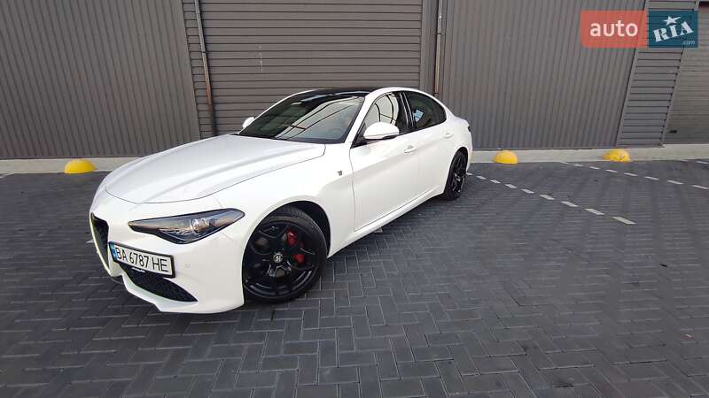 Седан Alfa Romeo Giulia 2022 в Кропивницком