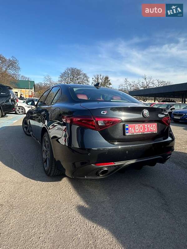 Седан Alfa Romeo Giulia 2018 в Києві
