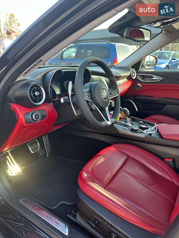 Седан Alfa Romeo Giulia 2018 в Києві