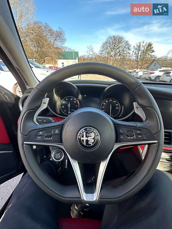 Седан Alfa Romeo Giulia 2018 в Києві