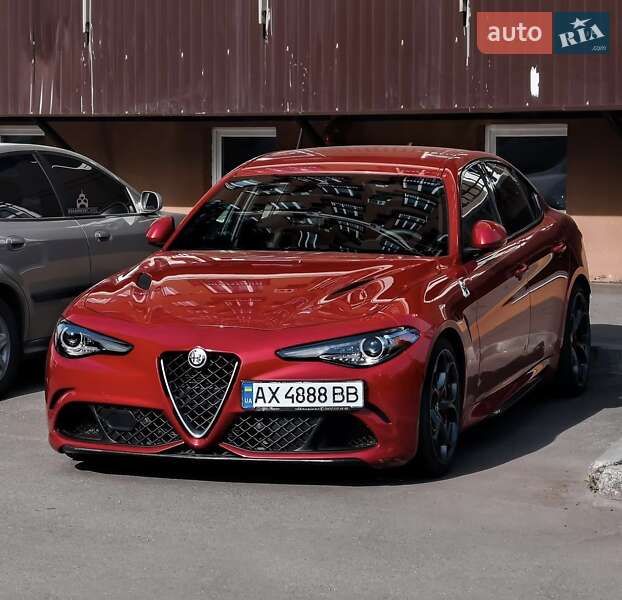 Седан Alfa Romeo Giulia 2017 в 