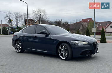 Седан Alfa Romeo Giulia 2018 в 