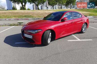 Седан Alfa Romeo Giulia 2021 в 