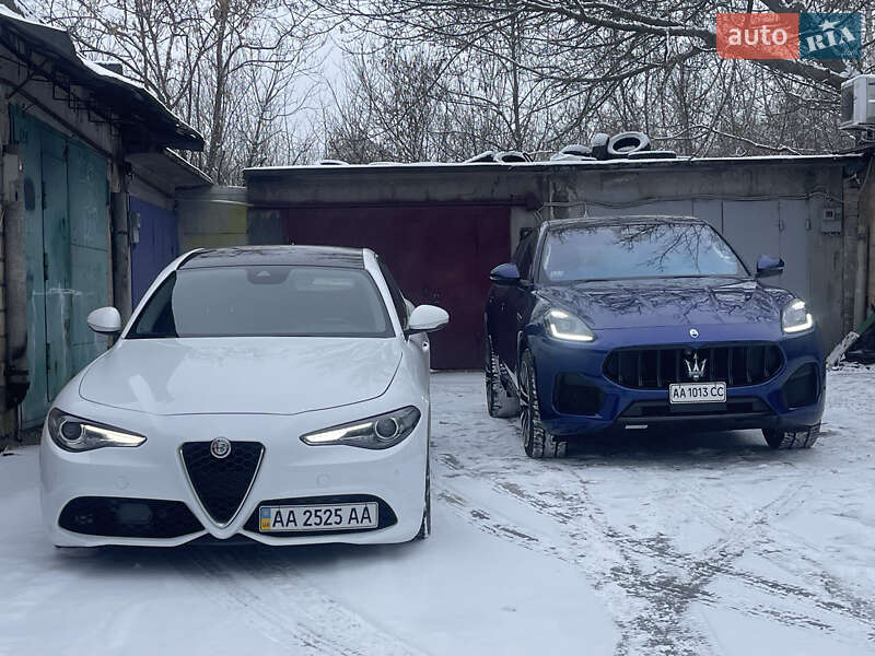 Седан Alfa Romeo Giulia 2020 в Києві