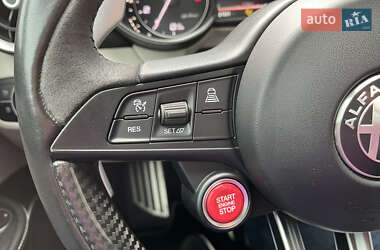 Седан Alfa Romeo Giulia 2017 в 