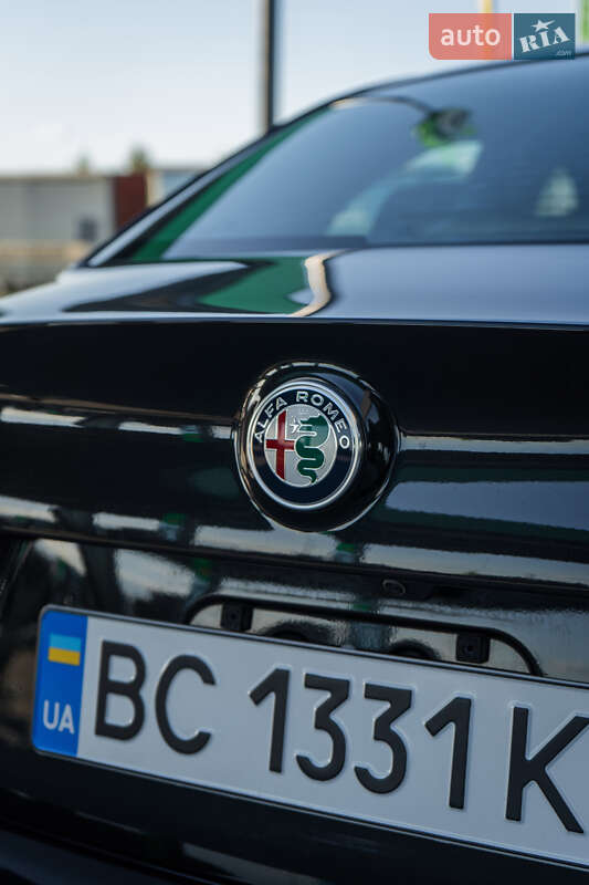 Седан Alfa Romeo Giulia 2016 в Львові