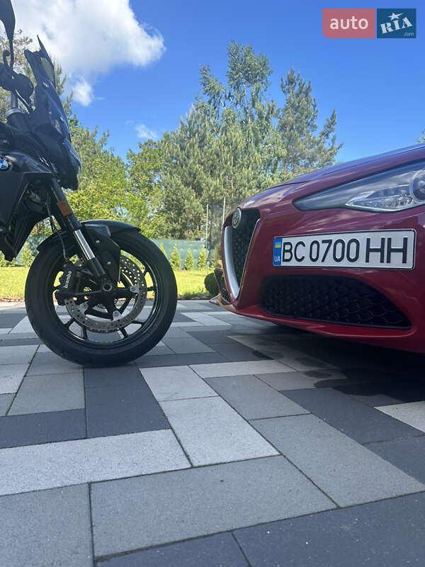Седан Alfa Romeo Giulia 2018 в Львові