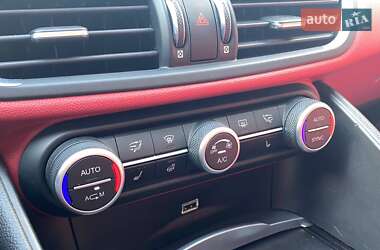 Седан Alfa Romeo Giulia 2018 в 