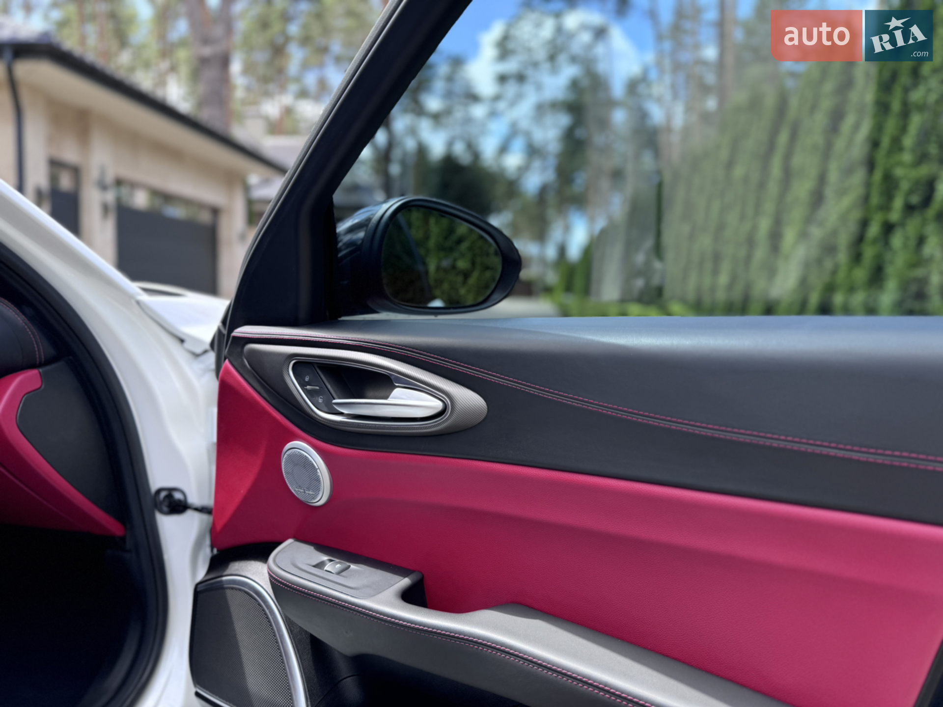 2020 Alfa Romeo Giulia - мініатюра 23
