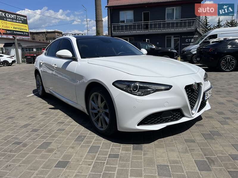 Alfa Romeo Giulia 2017