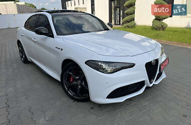 Седан Alfa Romeo Giulia 2019 в Киеве
