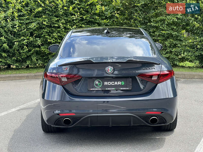 Седан Alfa Romeo Giulia 2018 в Києві