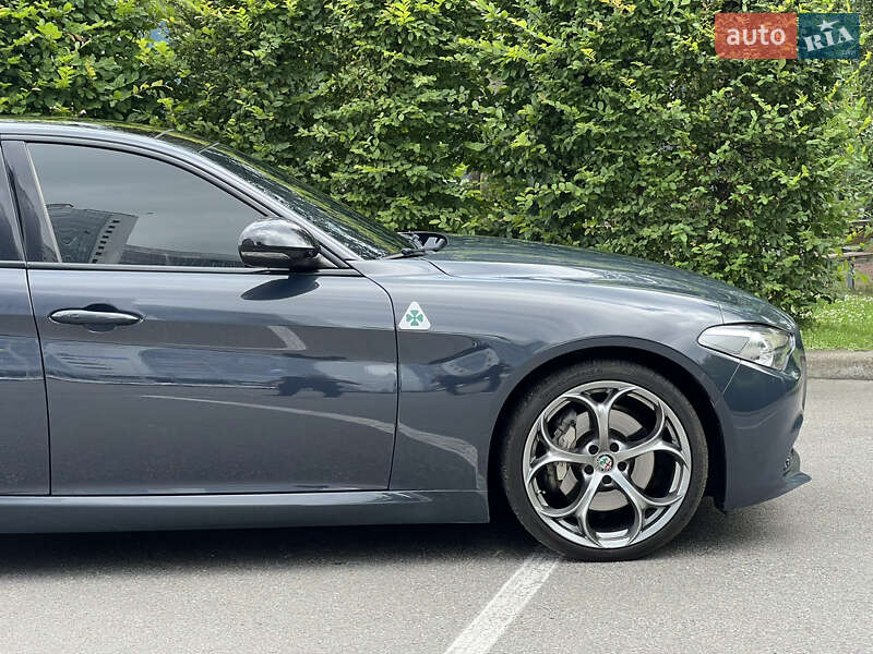 Седан Alfa Romeo Giulia 2018 в Києві