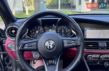 Седан Alfa Romeo Giulia 2020 в 
