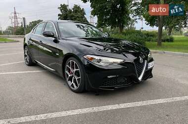 Седан Alfa Romeo Giulia 2018 в 