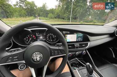 Седан Alfa Romeo Giulia 2018 в 
