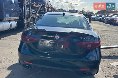 Седан Alfa Romeo Giulia 2017 в 