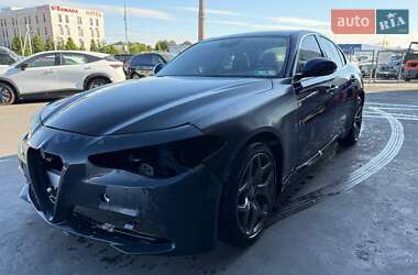 Седан Alfa Romeo Giulia 2019 в Львове