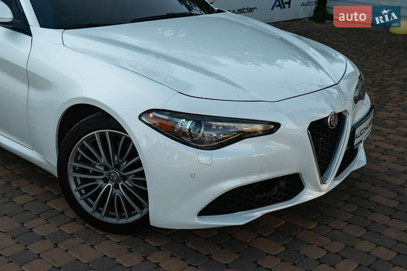Седан Alfa Romeo Giulia 2018 в Києві