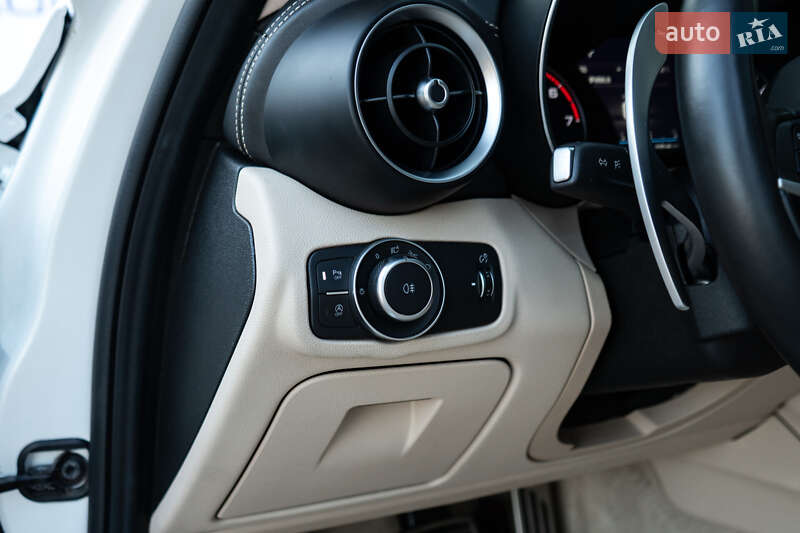 Седан Alfa Romeo Giulia 2018 в Києві