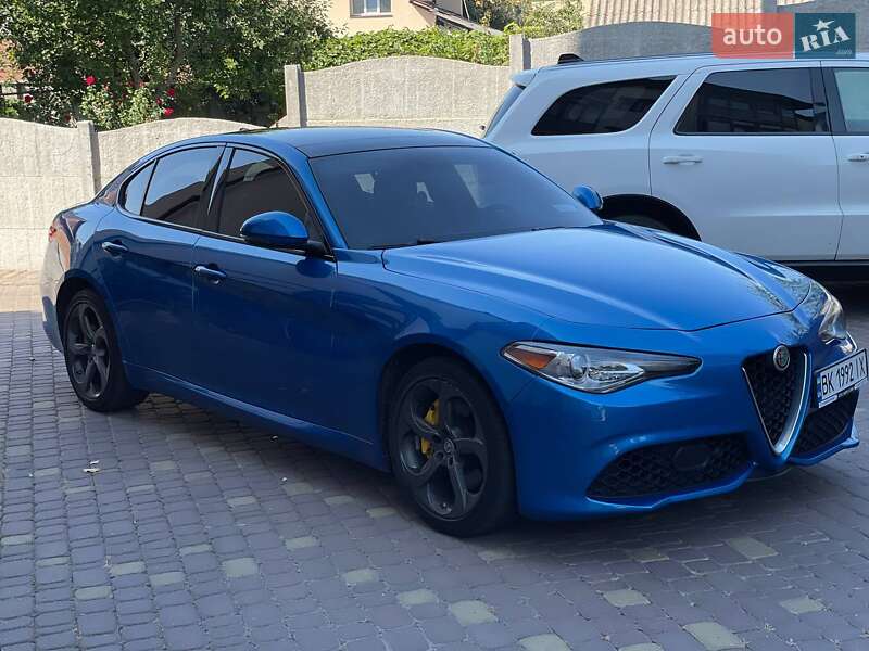 Alfa Romeo Giulia 2017