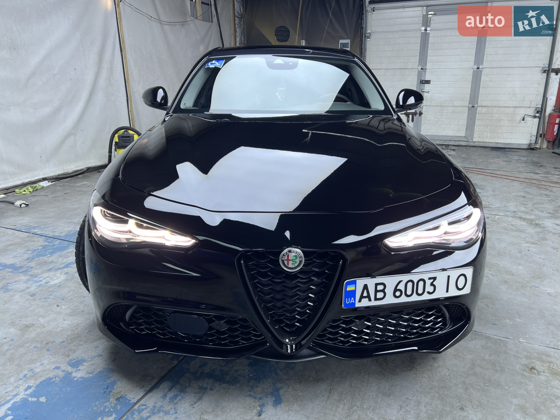 2018 Alfa Romeo Giulia - мініатюра 2