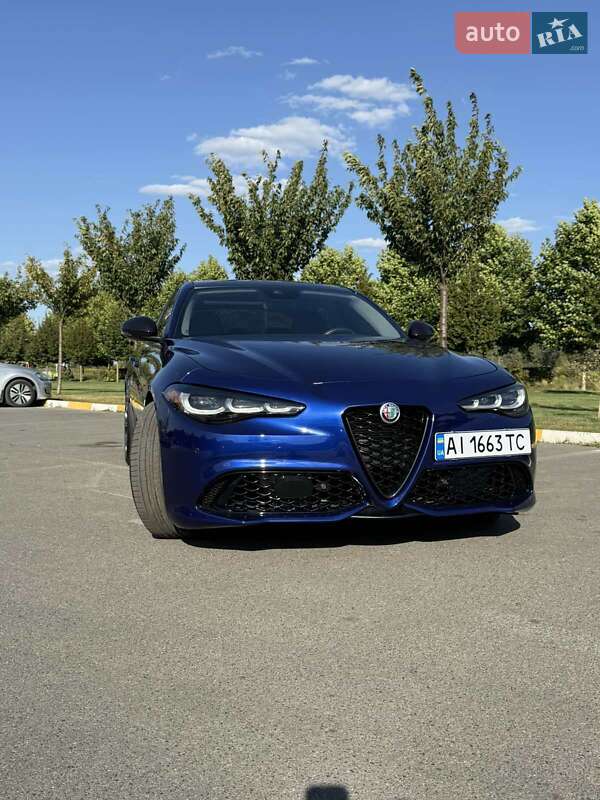 Седан Alfa Romeo Giulia 2021 в Киеве фото 3 Седан Alfa Romeo Giulia 2021 в Киеве