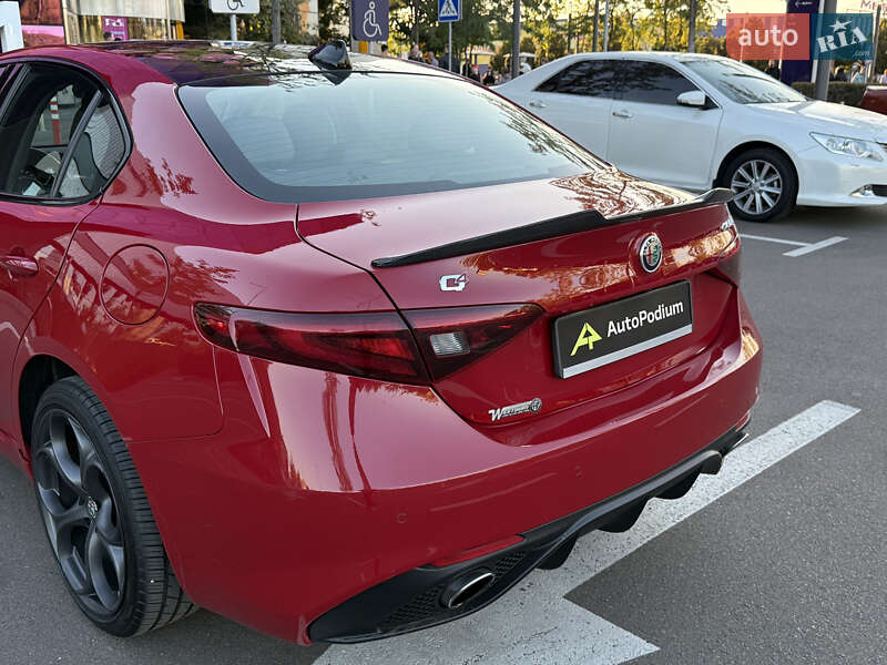 Седан Alfa Romeo Giulia 2019 в Киеве