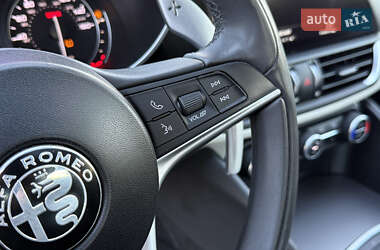 Седан Alfa Romeo Giulia 2019 в 