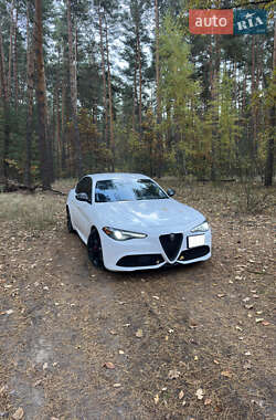 Седан Alfa Romeo Giulia 2019 в Киеве