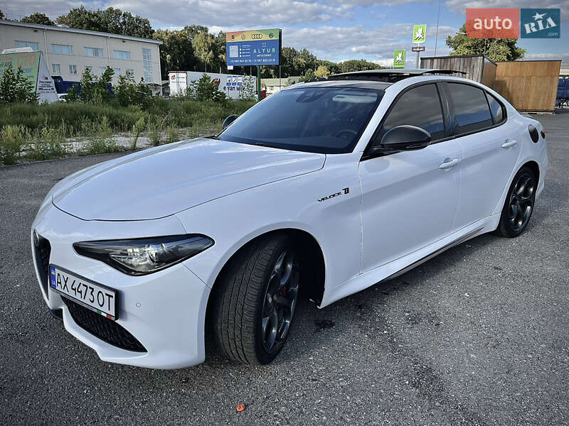 Седан Alfa Romeo Giulia 2019 в Киеве