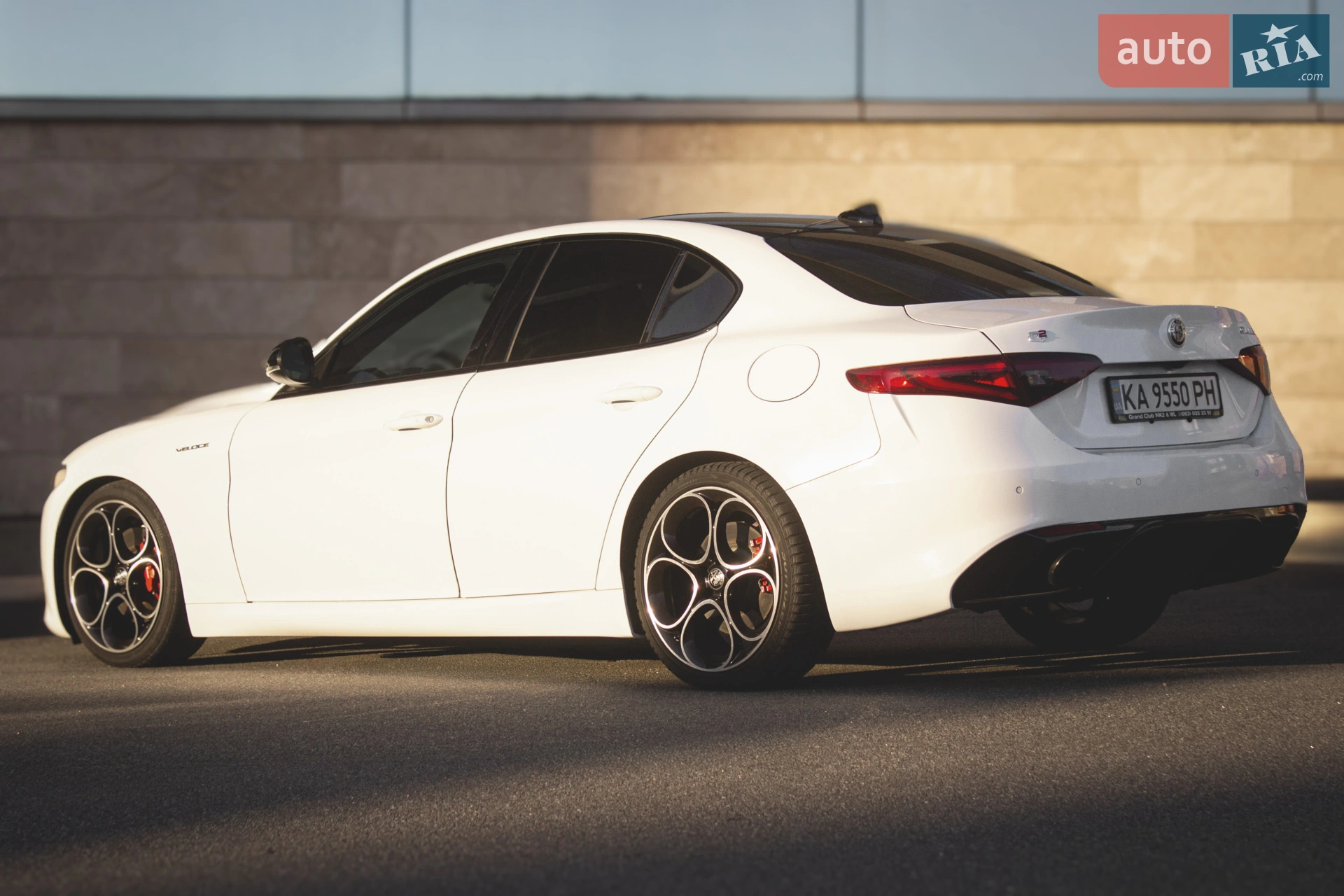 2022 Alfa Romeo Giulia - мініатюра 6