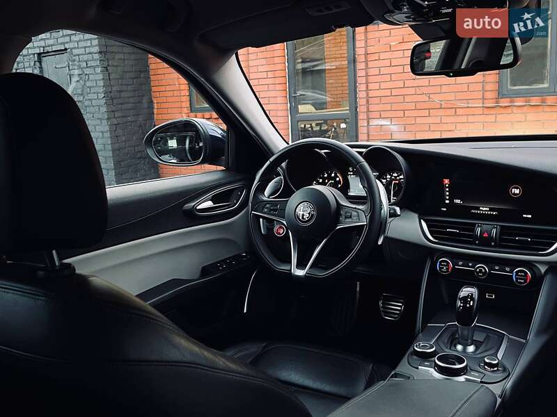 Седан Alfa Romeo Giulia 2017 в Николаеве