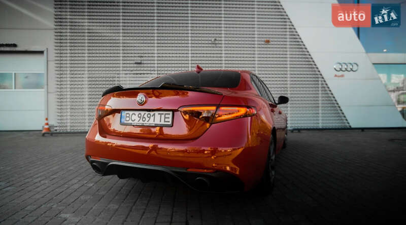 Седан Alfa Romeo Giulia 2016 в Львове фото 8 Седан Alfa Romeo Giulia 2016 в Львове