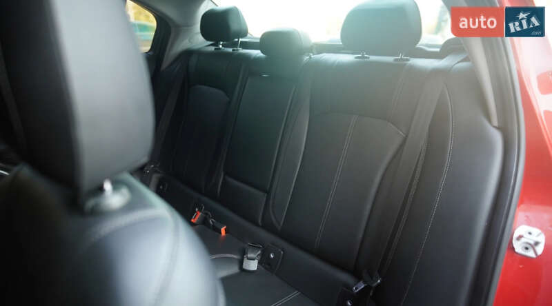 Седан Alfa Romeo Giulia 2016 в Львове фото 32 Седан Alfa Romeo Giulia 2016 в Львове