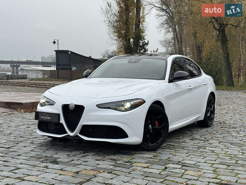 Седан Alfa Romeo Giulia 2020 в Києві