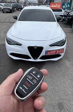 Седан Alfa Romeo Giulia 2020 в Запорожье