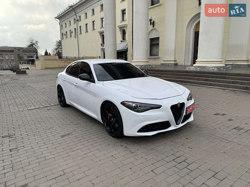 Седан Alfa Romeo Giulia 2020 в Запорожье