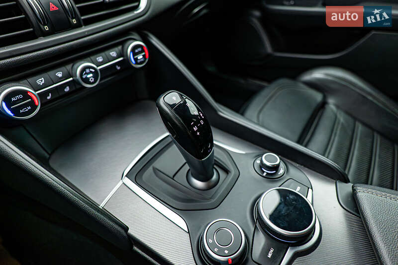 Седан Alfa Romeo Giulia 2017 в Киеве