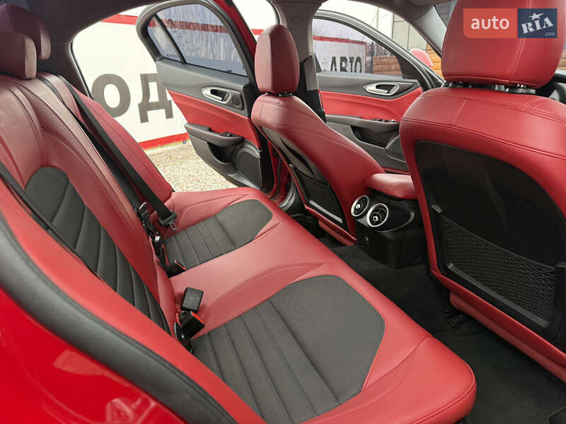 Седан Alfa Romeo Giulia 2017 в Переяславе фото 21 Седан Alfa Romeo Giulia 2017 в Переяславе